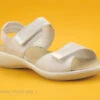 Romika IBIZA 109 Off White - Sandale Confort Femme Cuir Blanc 1 Romika IBIZA 109 Off White - Sandale Confort Femme Cuir Blanc -Chaussures À La Mode cd24607c73b9e66c561f35ea11d5d5ef img 0659.jpg 147472