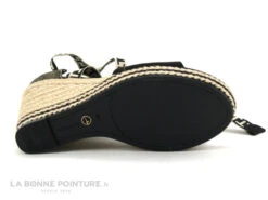 Tamaris 1-28344-20 Black - Sandale Femme Avec Ruban - Talon Compense 15 Tamaris 1-28344-20 Black - Sandale Femme Avec Ruban - Talon Compense -Chaussures À La Mode cd24607c73b9e66c561f35ea11d5d5ef img 7425.jpg 180374