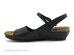 Kickers TAKIKA Noir - 775650 - Sandale Femme Semelle Compensee -Chaussures À La Mode cd24607c73b9e66c561f35ea11d5d5ef img 8455.jpg 157567